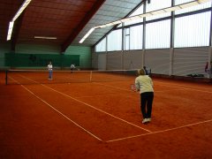 Grossansicht in neuem Fenster: Tennishalle in Zolling Grossansicht in neuem Fenster: Tennishalle in Zolling