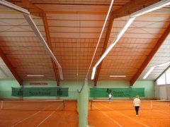 Grossansicht in neuem Fenster: Tennishalle in Zolling Grossansicht in neuem Fenster: Tennishalle in Zolling
