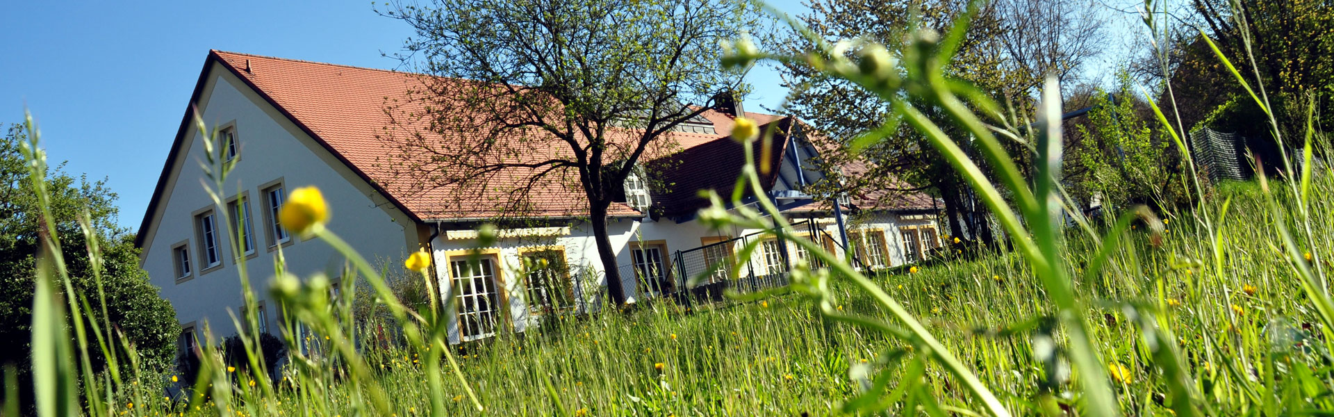 Header Gemeinde Haag (Arbeitsplatzidylle)